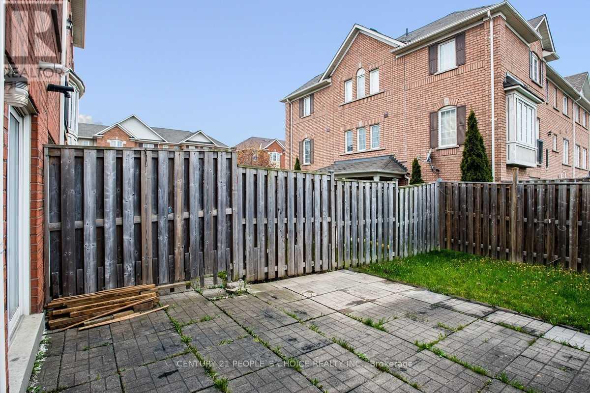 9 - 250 Richvale Drive S, Brampton, Ontario  L6Z 4W2 - Photo 14 - W12493754