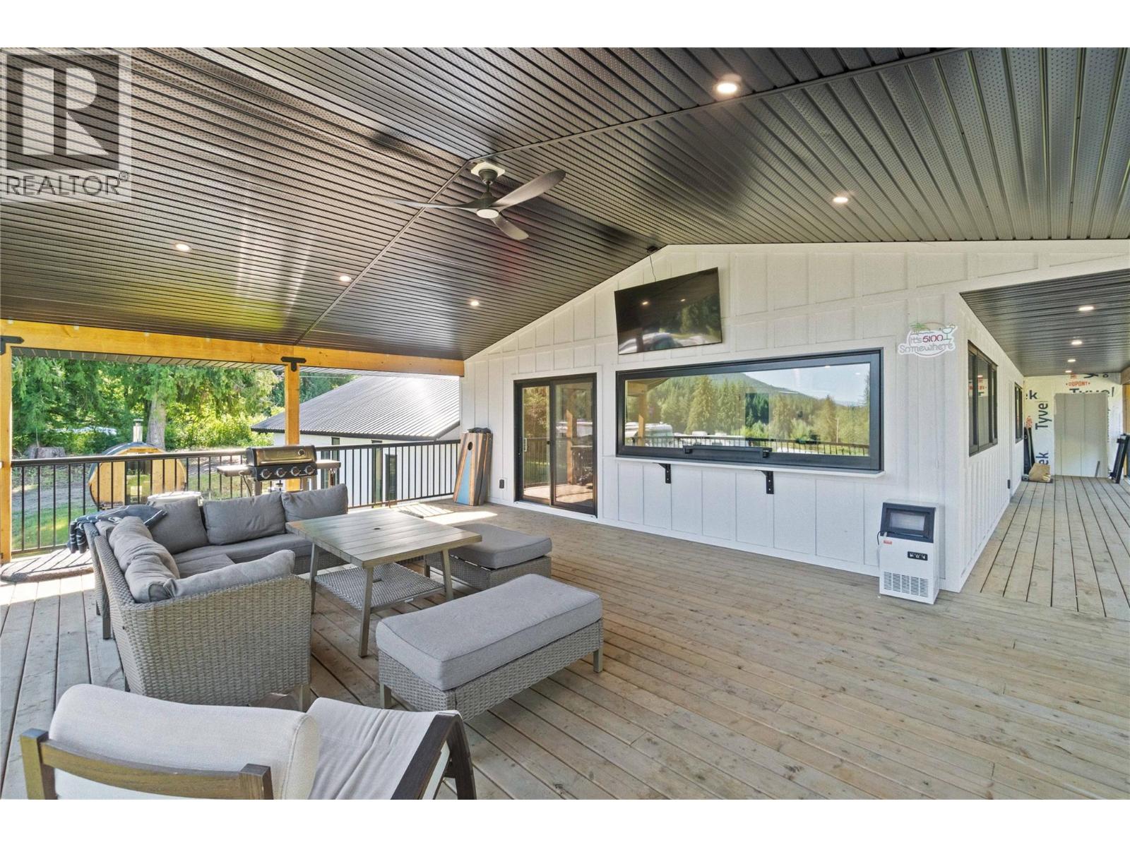 22 Parsons Road, Mara, British Columbia  V0E 2K0 - Photo 70 - 10356657