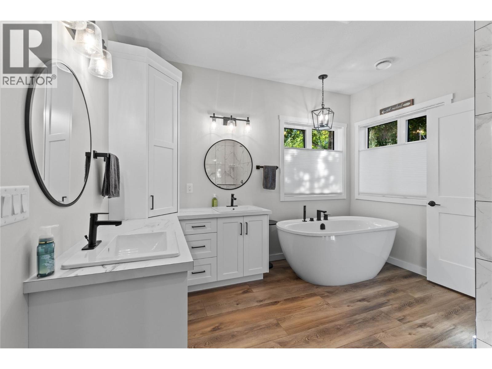 22 Parsons Road, Mara, British Columbia  V0E 2K0 - Photo 56 - 10356657