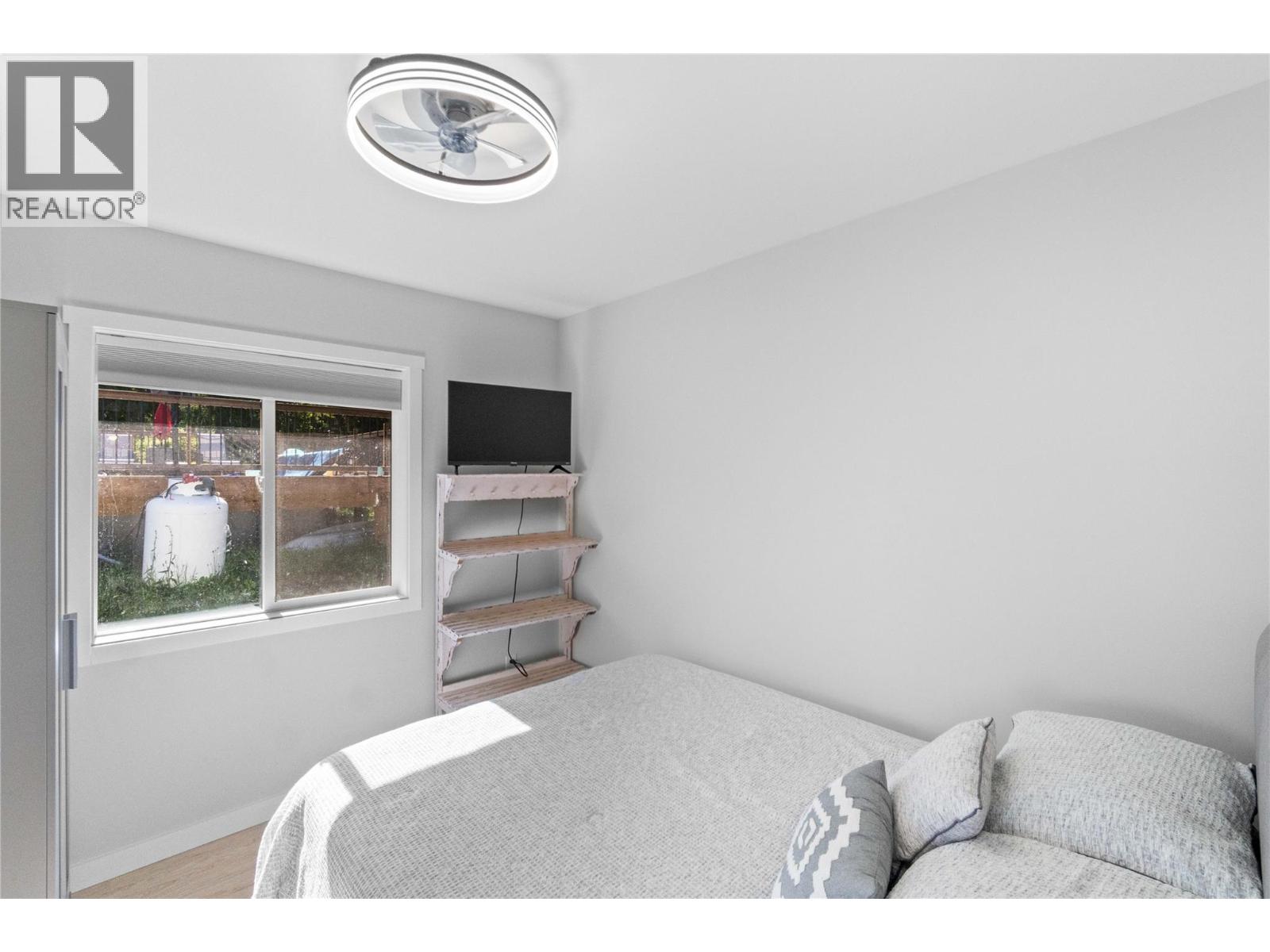 22 Parsons Road, Mara, British Columbia  V0E 2K0 - Photo 81 - 10356657