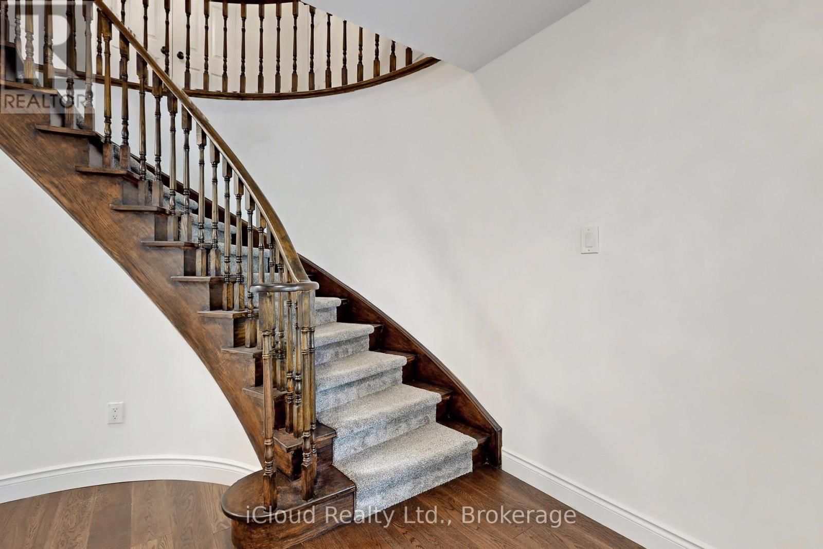 2088 Madden Boulevard, Oakville (Ro River Oaks), Ontario  L6H 3L6 - Photo 23 - W12494678