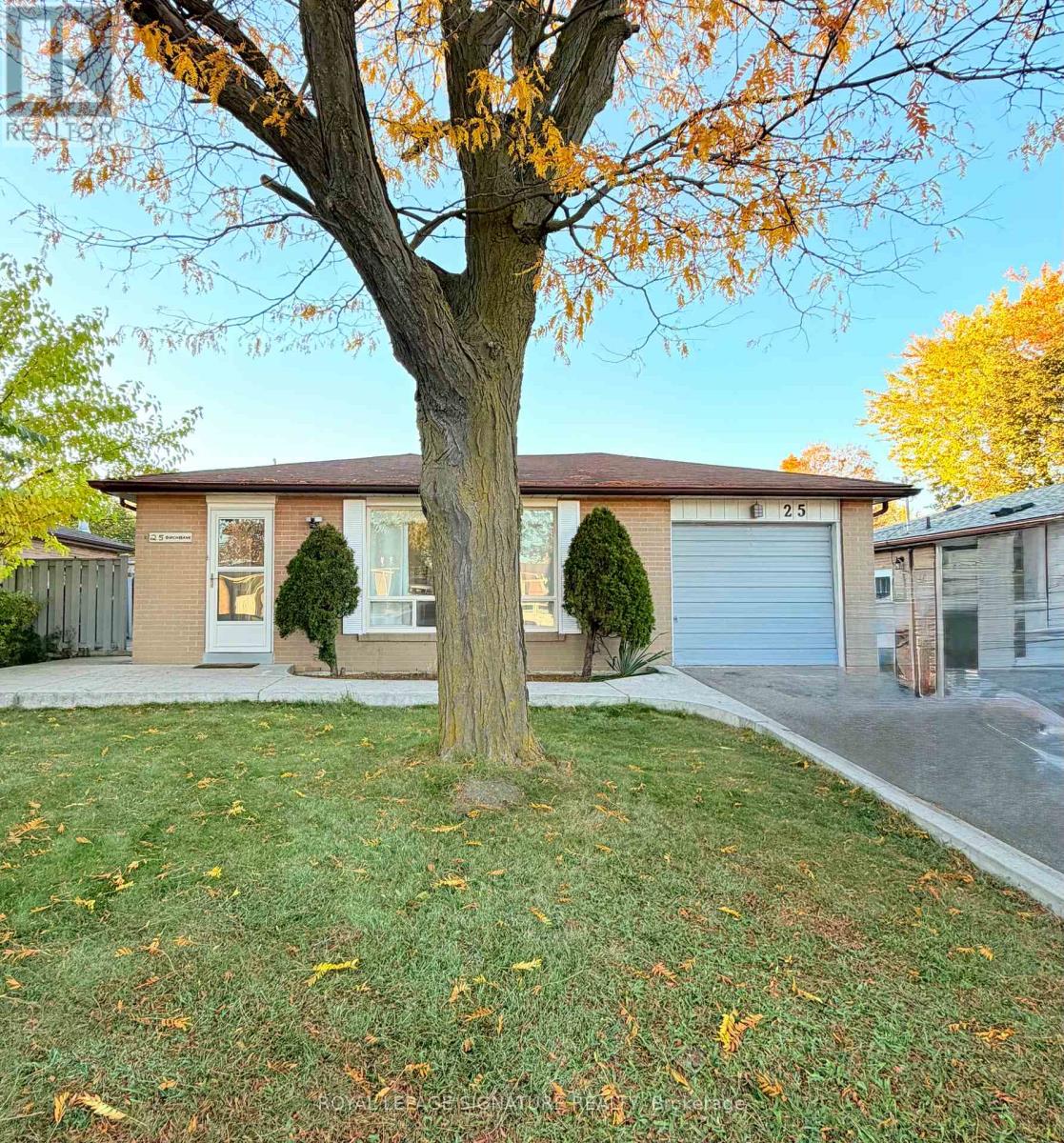 25 Birchbank Road, Brampton, Ontario  L6T 1L8 - Photo 1 - W12491498