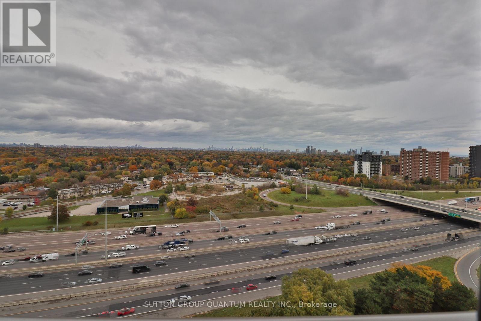 2001 - 627 The West Mall, Toronto, Ontario  M9C 4X5 - Photo 15 - W12495200