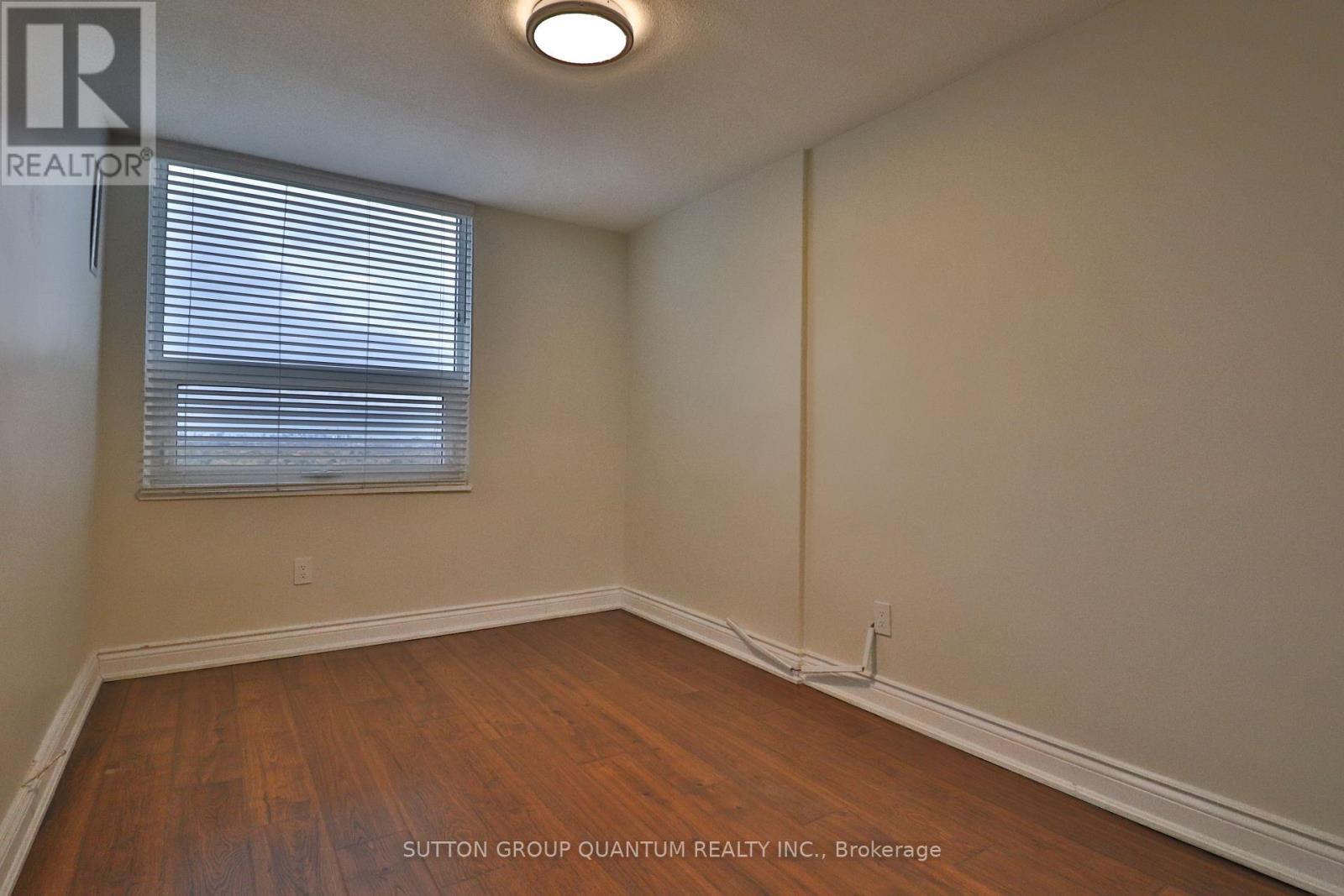 2001 - 627 The West Mall, Toronto, Ontario  M9C 4X5 - Photo 22 - W12495200