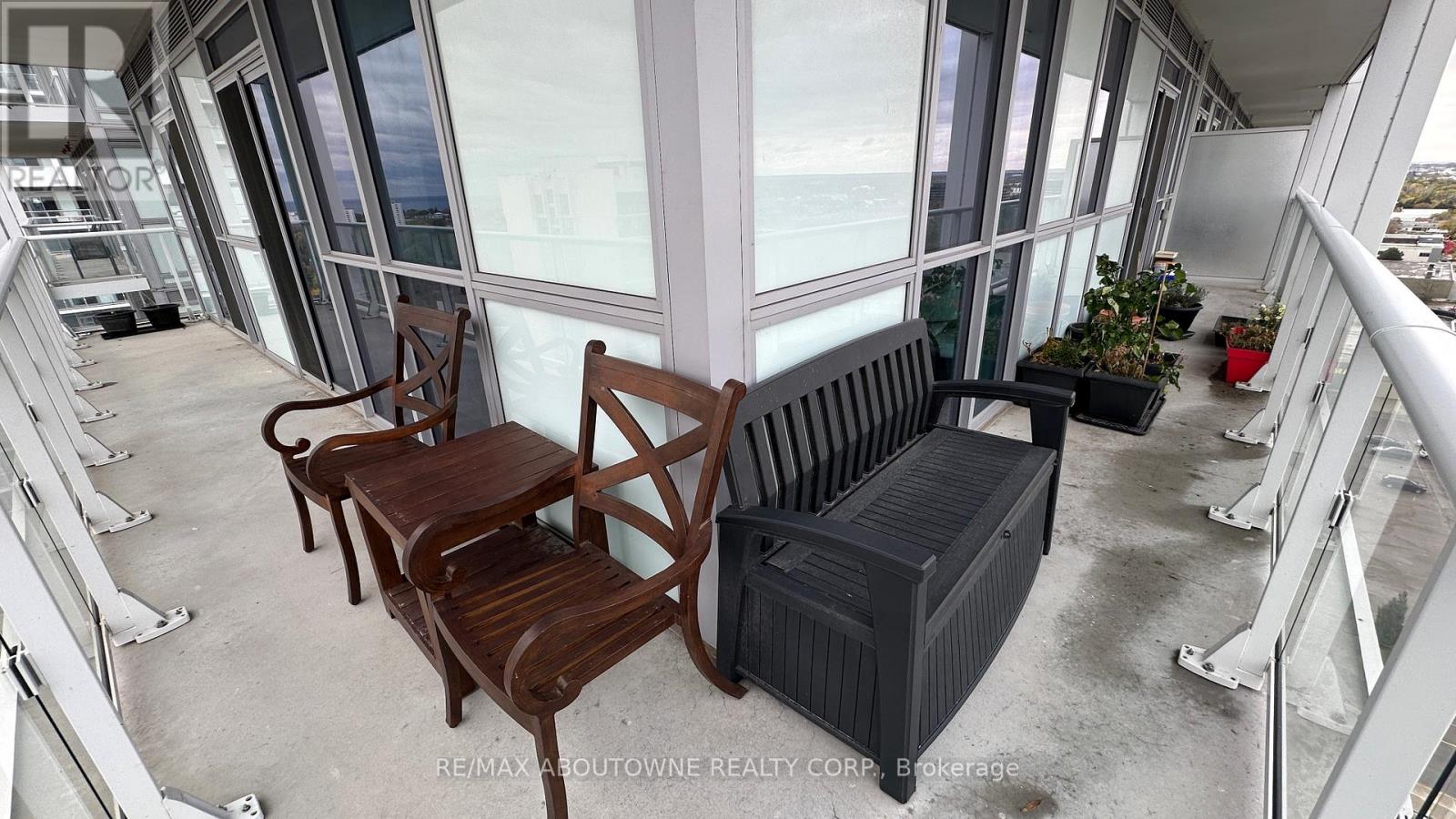 1503 - 65 Speers Road, Oakville, Ontario  L6K 0J1 - Photo 24 - W12495206