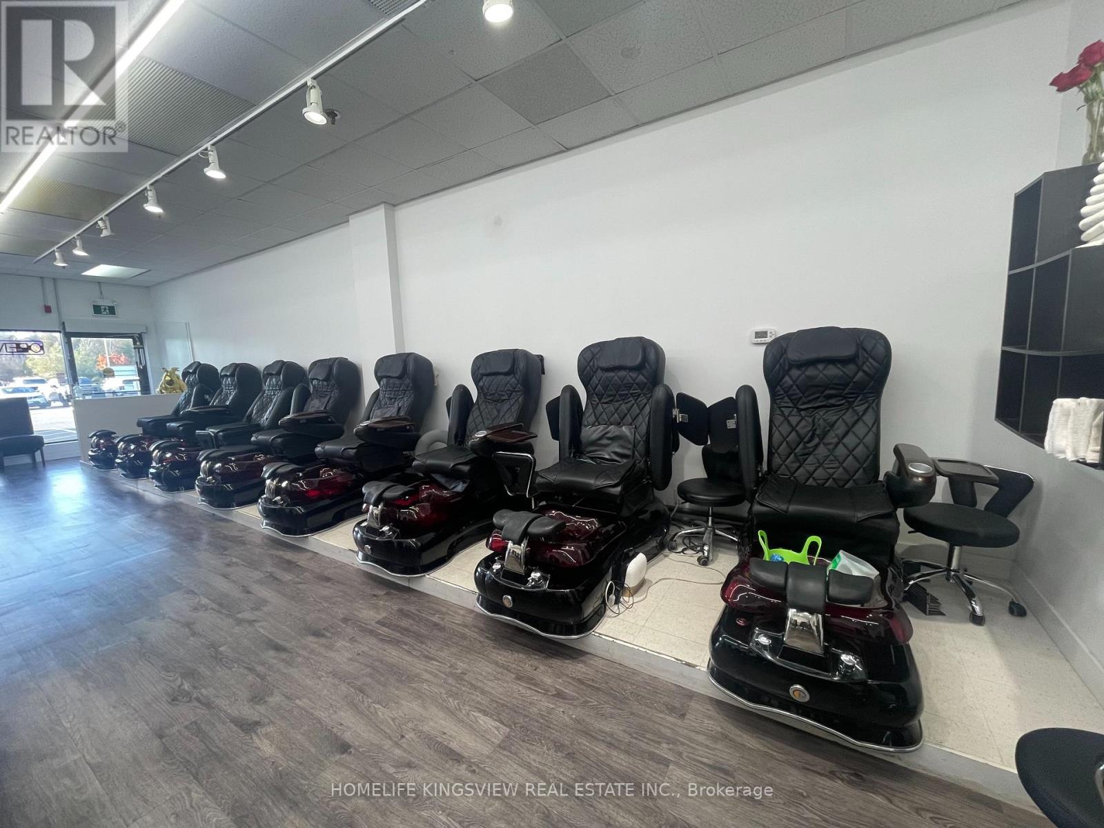 37 - 150 First Street, Orangeville, Ontario  L9W 3T7 - Photo 2 - W12495876