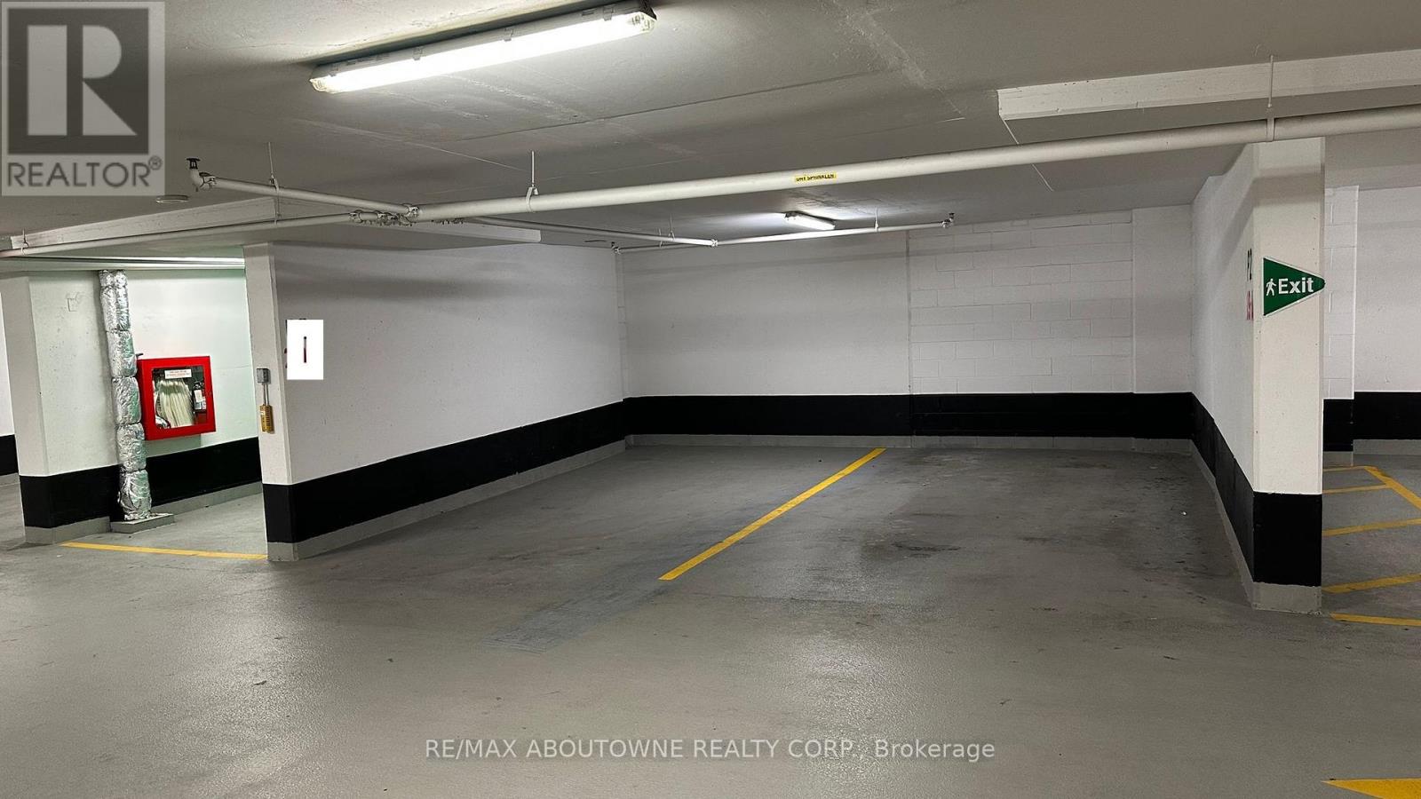 1503 - 65 Speers Road, Oakville, Ontario  L6K 0J1 - Photo 35 - W12495206