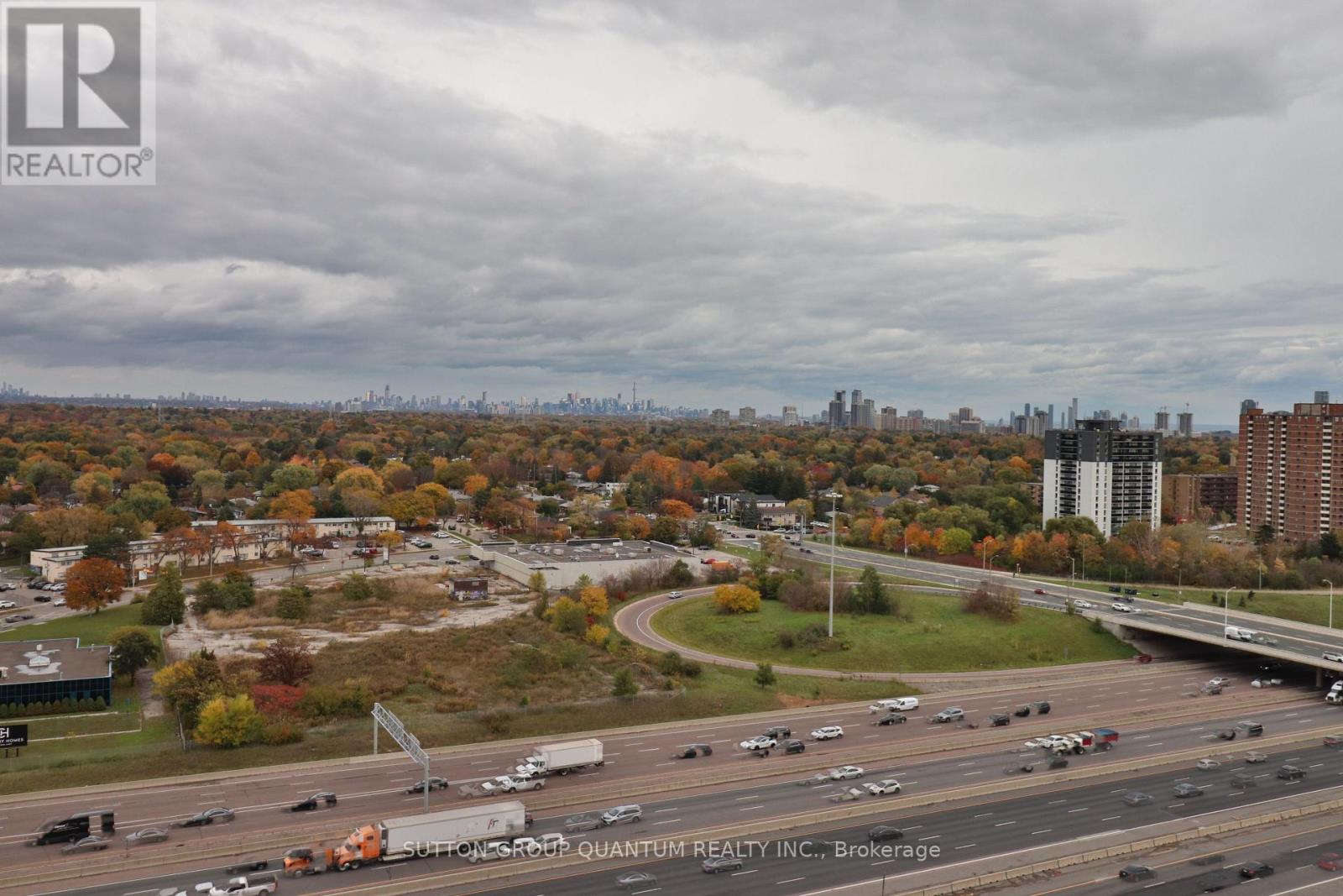 2001 - 627 The West Mall, Toronto, Ontario  M9C 4X5 - Photo 16 - W12495200