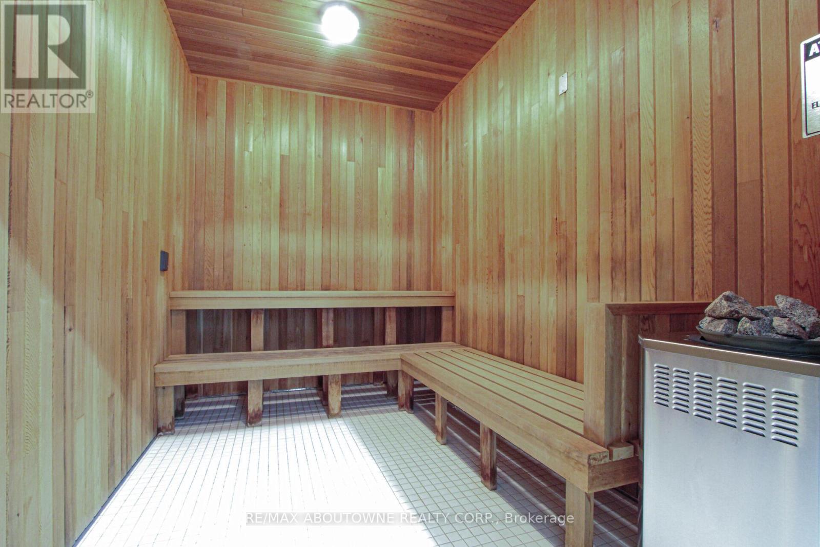 1503 - 65 Speers Road, Oakville, Ontario  L6K 0J1 - Photo 40 - W12495206