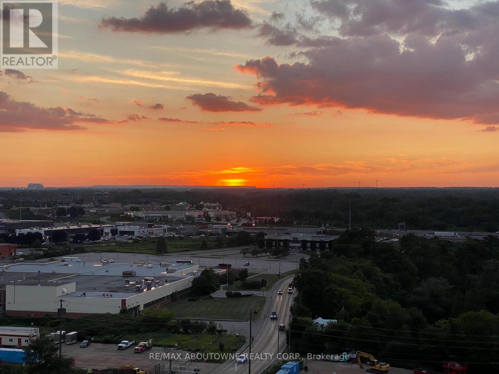 1503 - 65 Speers Road, Oakville, Ontario  L6K 0J1 - Photo 29 - W12495206