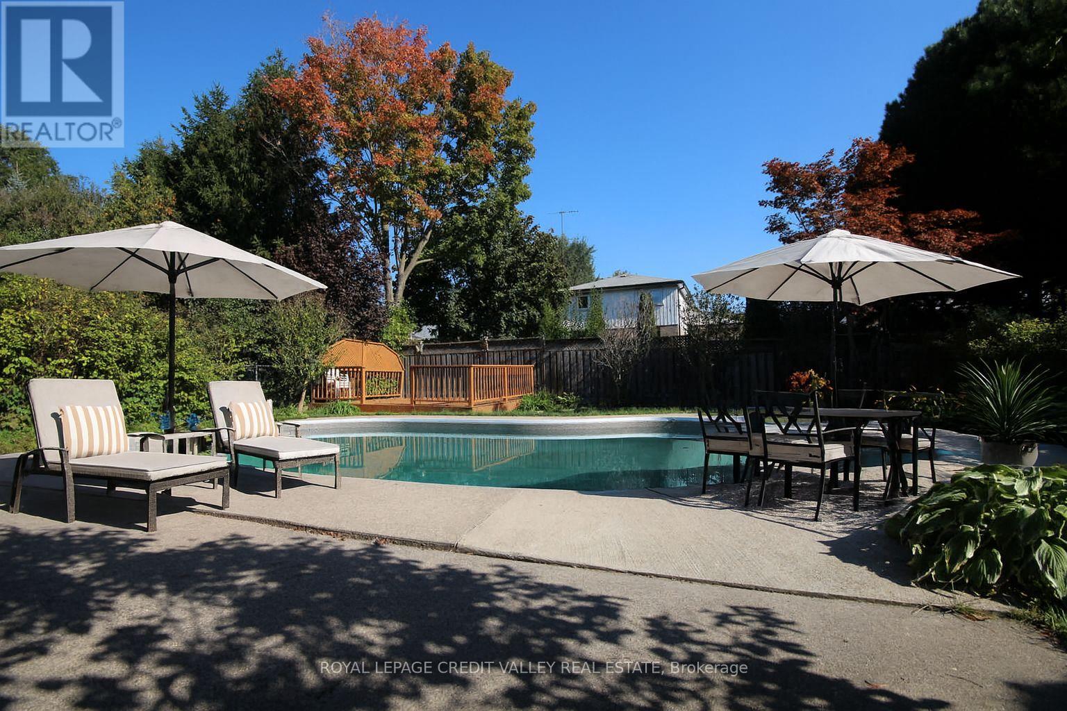 3633 Chiplow Road, Mississauga, Ontario  L4X 2R1 - Photo 16 - W12496840