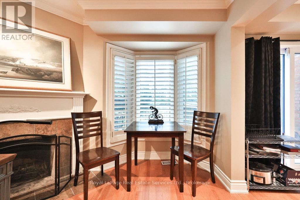 2 - 2318 Marine Drive, Oakville, Ontario  L6L 1C3 - Photo 13 - W12497568