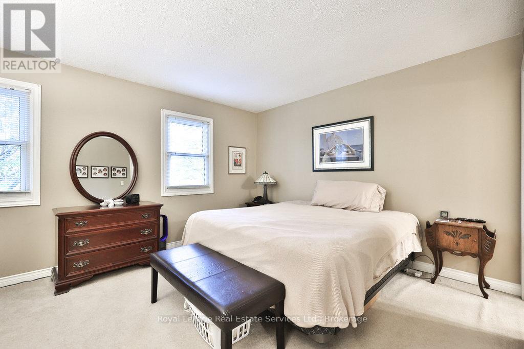 2 - 2318 Marine Drive, Oakville, Ontario  L6L 1C3 - Photo 18 - W12497568