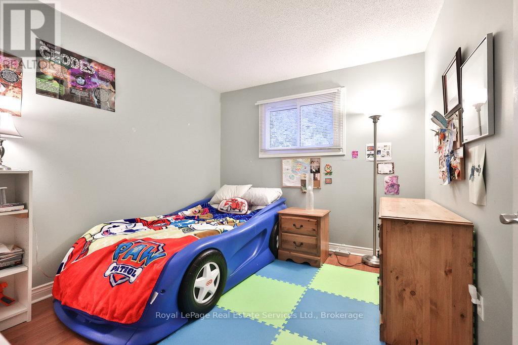 2 - 2318 Marine Drive, Oakville, Ontario  L6L 1C3 - Photo 21 - W12497568