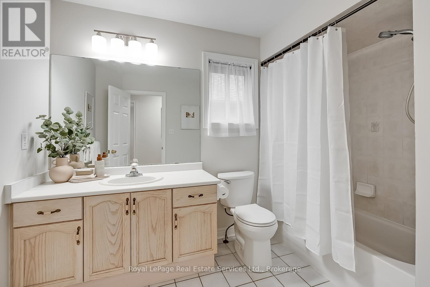 2620 Andover Road, Oakville, Ontario  L6H 6C4 - Photo 23 - W12497612