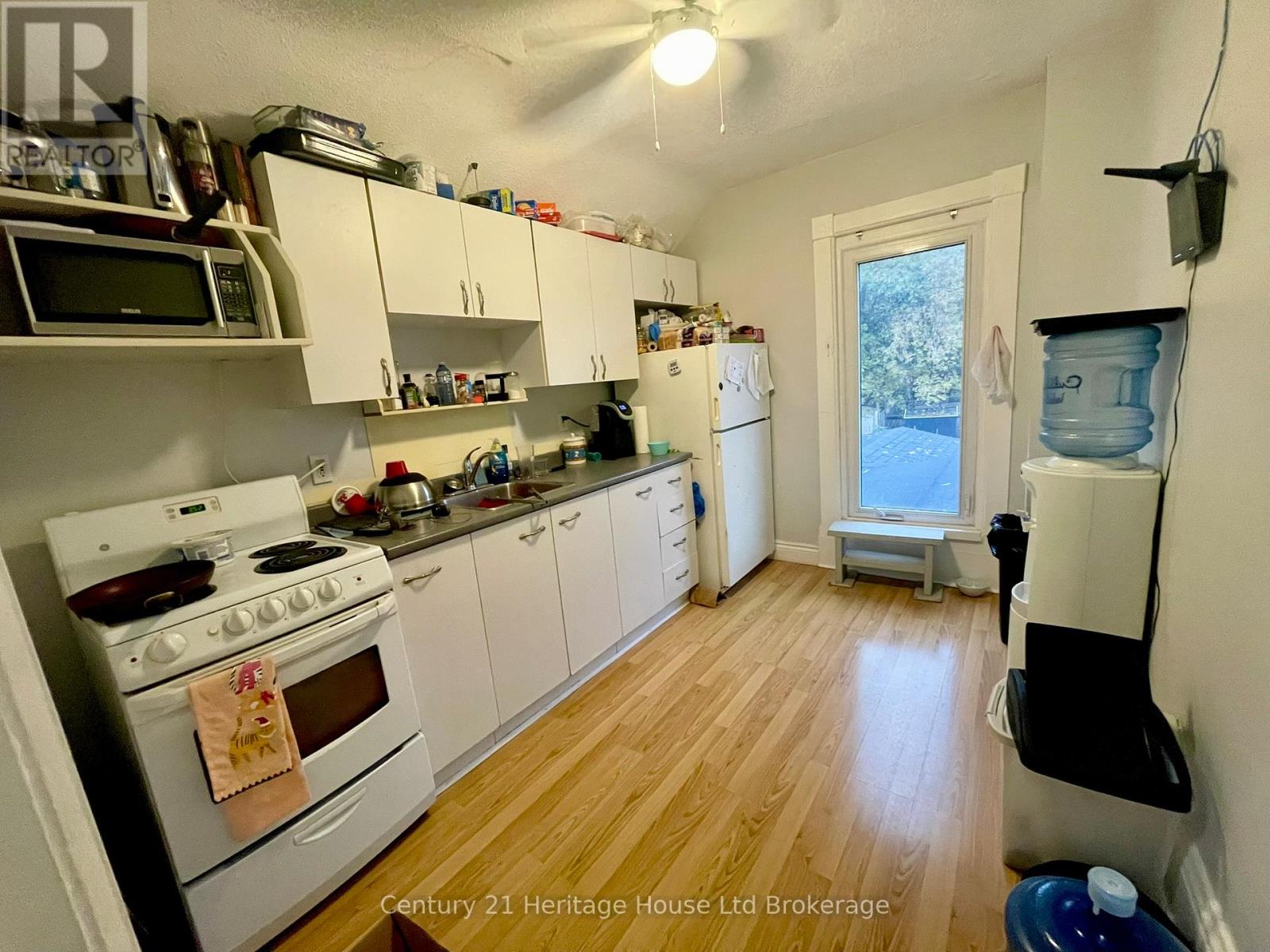 205 William Street, Brantford, Ontario  N3T 3L6 - Photo 7 - X12497522