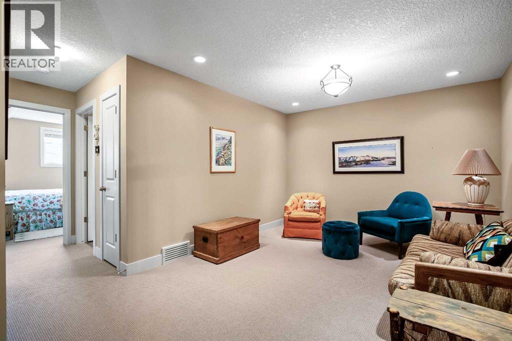 116 Wentworth Square Sw, Calgary, Alberta  T3H 0M6 - Photo 30 - A2267414