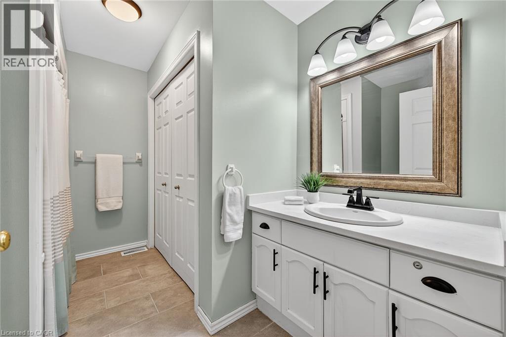 20 Courtland Drive Unit# 2, Brantford, Ontario  N3R 7Y2 - Photo 16 - 40784849