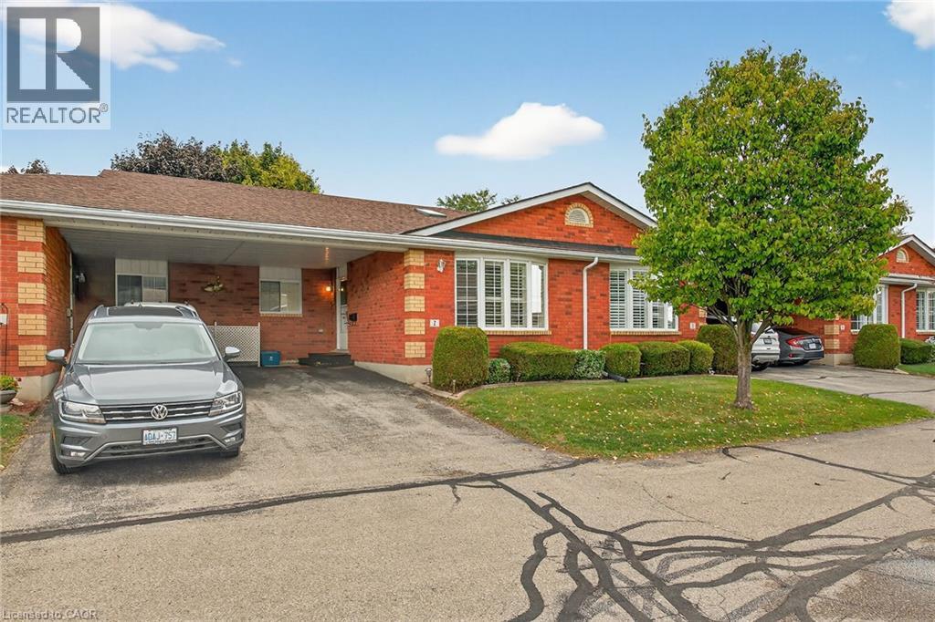 20 Courtland Drive Unit# 2, Brantford, Ontario  N3R 7Y2 - Photo 4 - 40784849