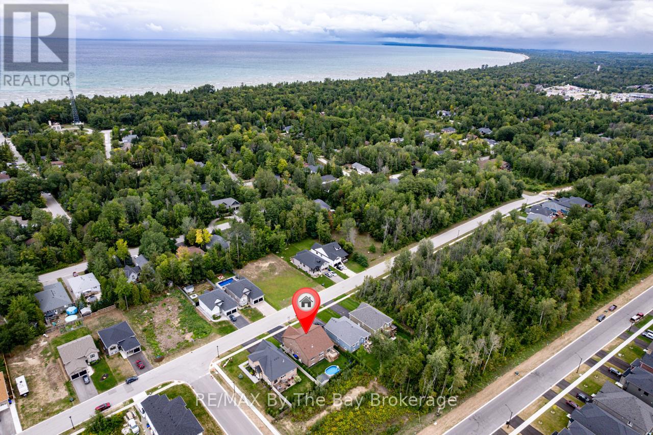 287 Robinson Road, Wasaga Beach, Ontario  L9Z 3A3 - Photo 49 - S12497572