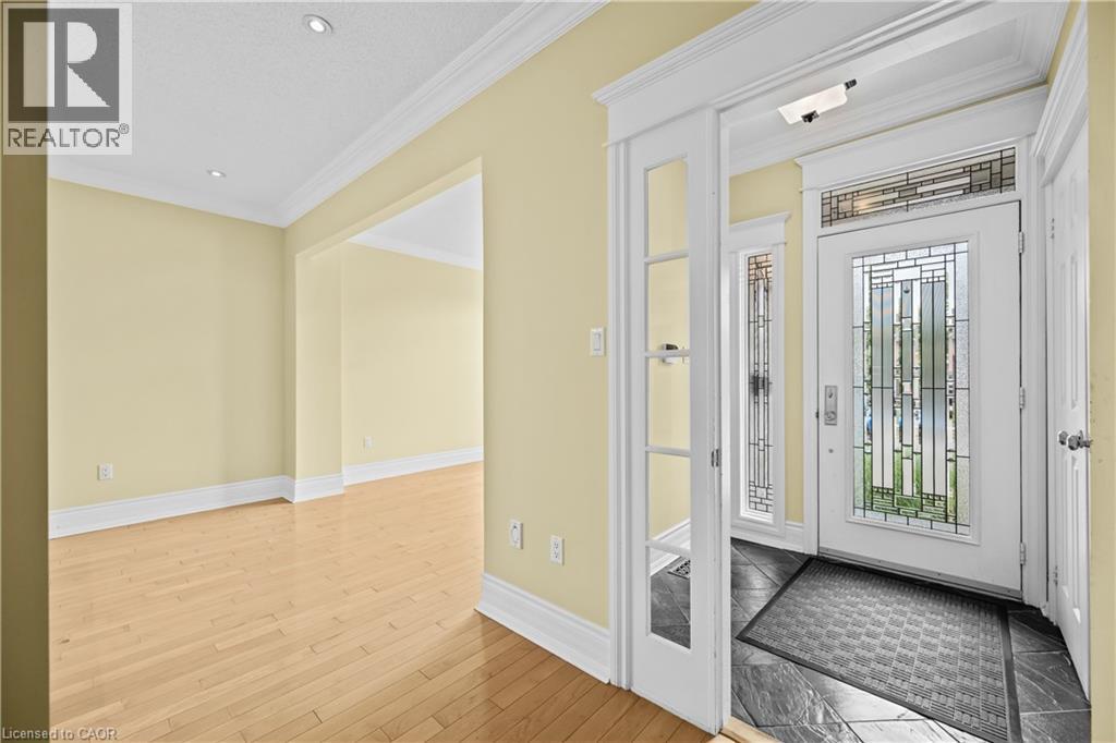 2531 Hogan Court, Burlington, Ontario  L7M 4T5 - Photo 5 - 40750294