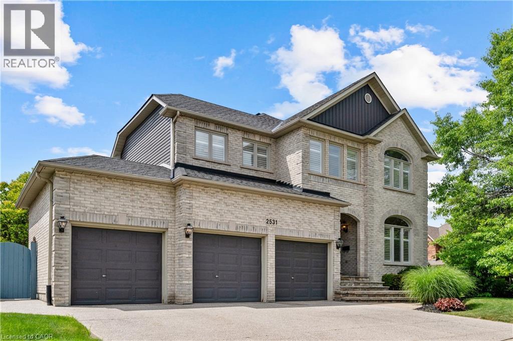 2531 Hogan Court, Burlington, Ontario  L7M 4T5 - Photo 2 - 40750294