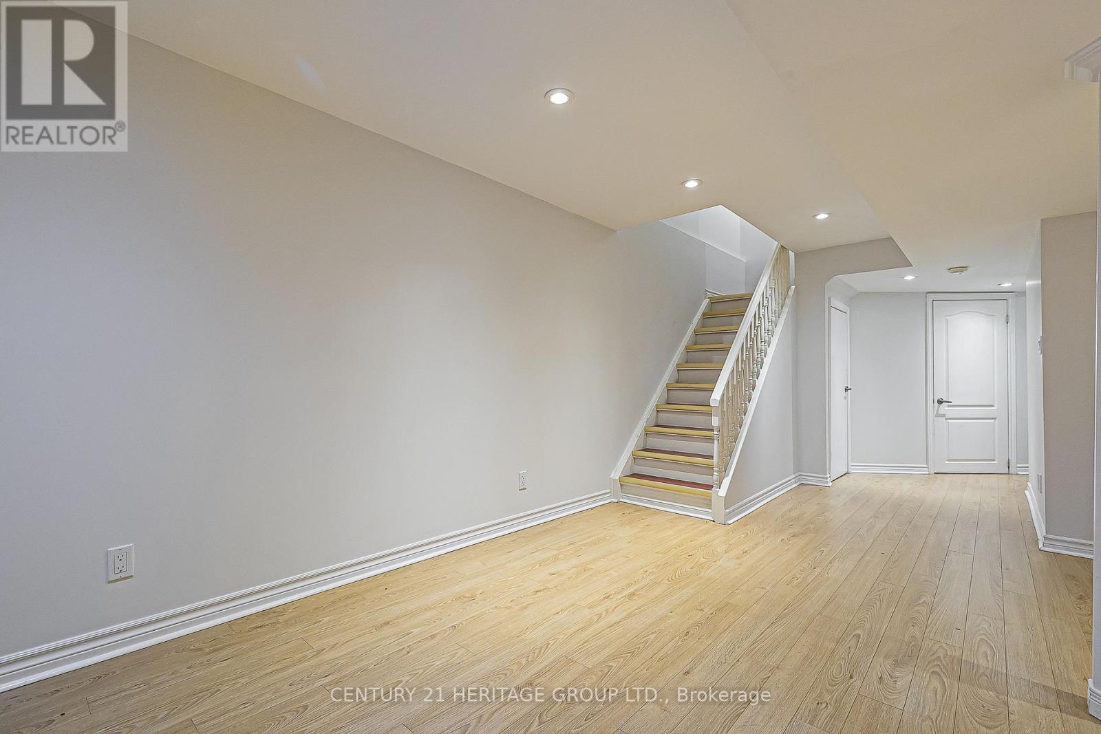 32 Mountfield Crescent, Vaughan, Ontario  L4J 7E8 - Photo 18 - N12494038