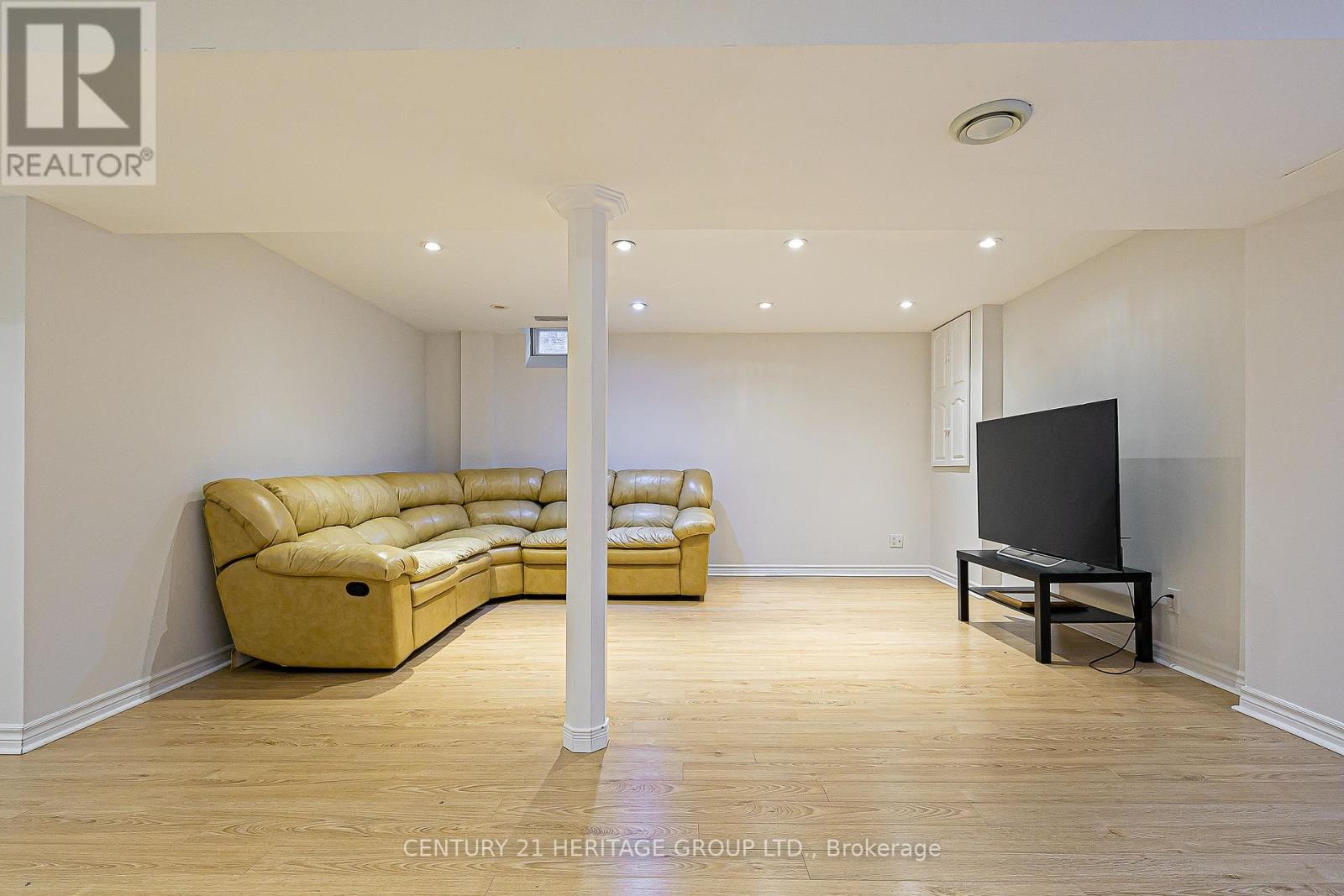 32 Mountfield Crescent, Vaughan, Ontario  L4J 7E8 - Photo 19 - N12494038