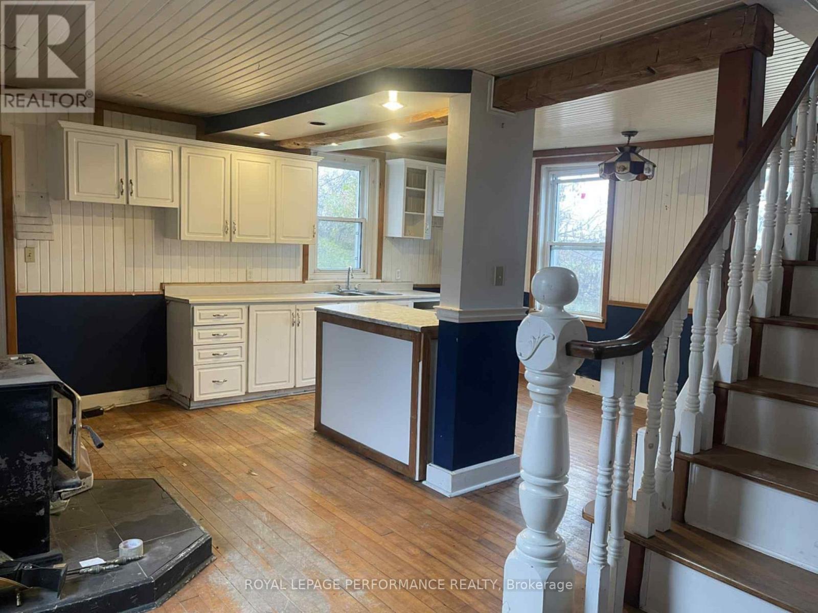 15240 Concession 6-7 Road, North Stormont, Ontario  K0C 1G0 - Photo 3 - X12497632