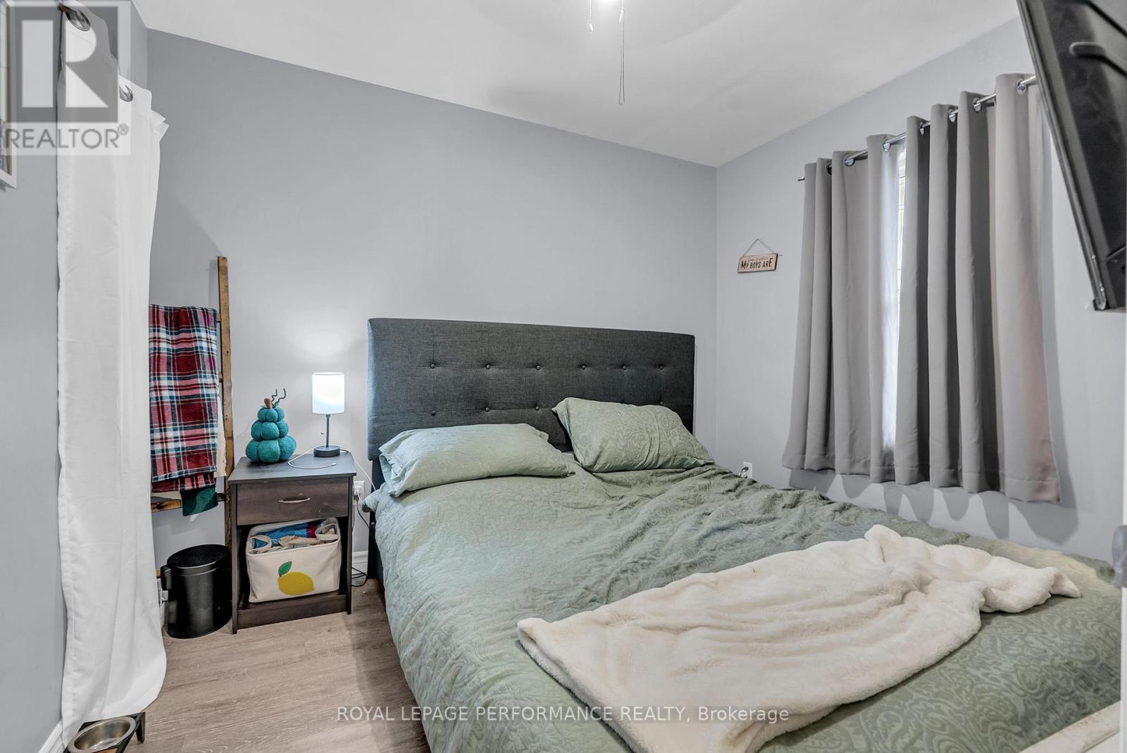 23 Lefebvre Avenue, Cornwall, Ontario  K6H 5G3 - Photo 5 - X12497874