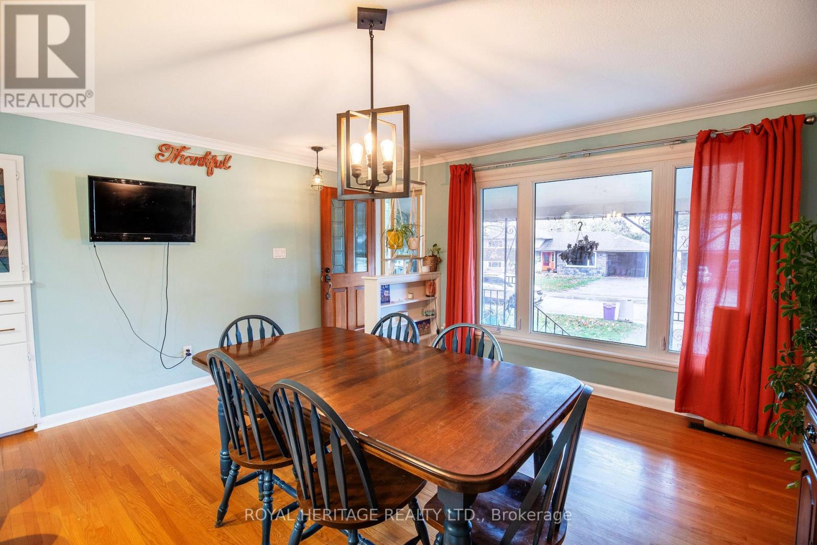 111 Adelaide Street N, Kawartha Lakes, Ontario  K9V 4L9 - Photo 15 - X12497212