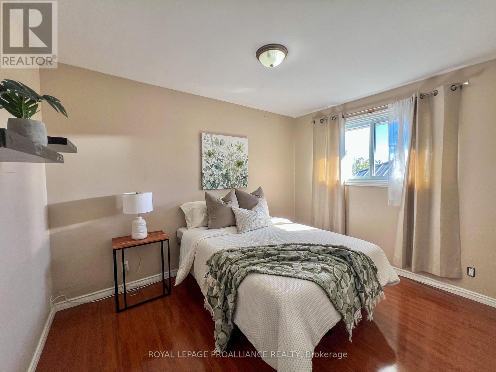 157 Singleton Drive, Belleville (Belleville Ward), Ontario  K8N 5H4 - Photo 12 - X12497720