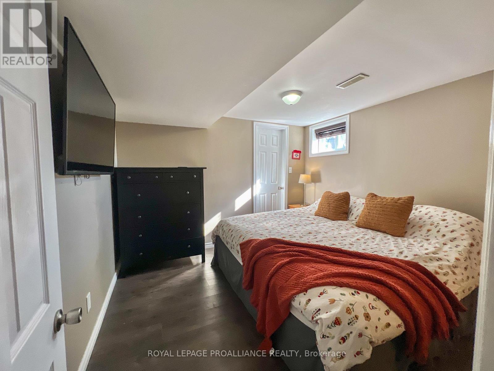 157 Singleton Drive, Belleville (Belleville Ward), Ontario  K8N 5H4 - Photo 21 - X12497720