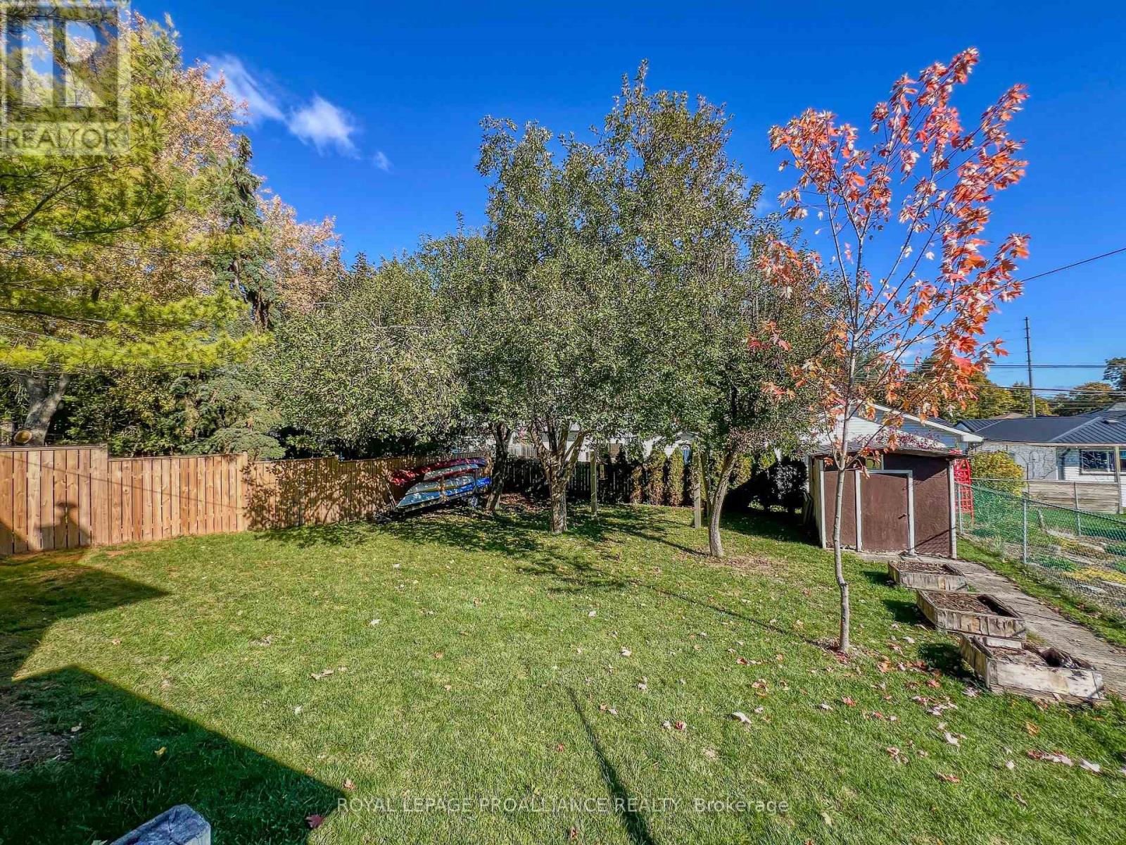 157 Singleton Drive, Belleville (Belleville Ward), Ontario  K8N 5H4 - Photo 28 - X12497720