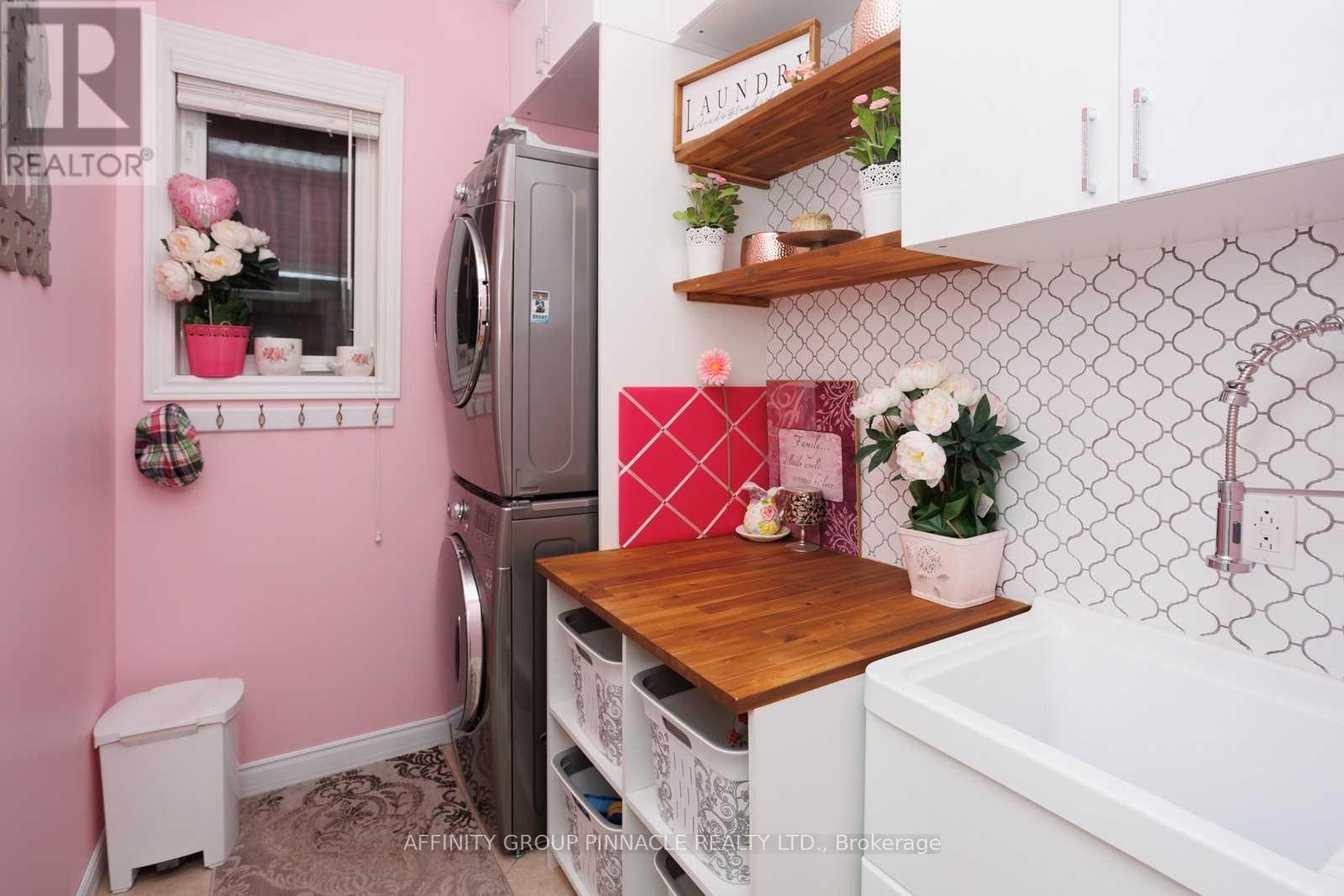 20 Ellis Crescent, Kawartha Lakes (Lindsay), Ontario  K9V 0A5 - Photo 13 - X12497748