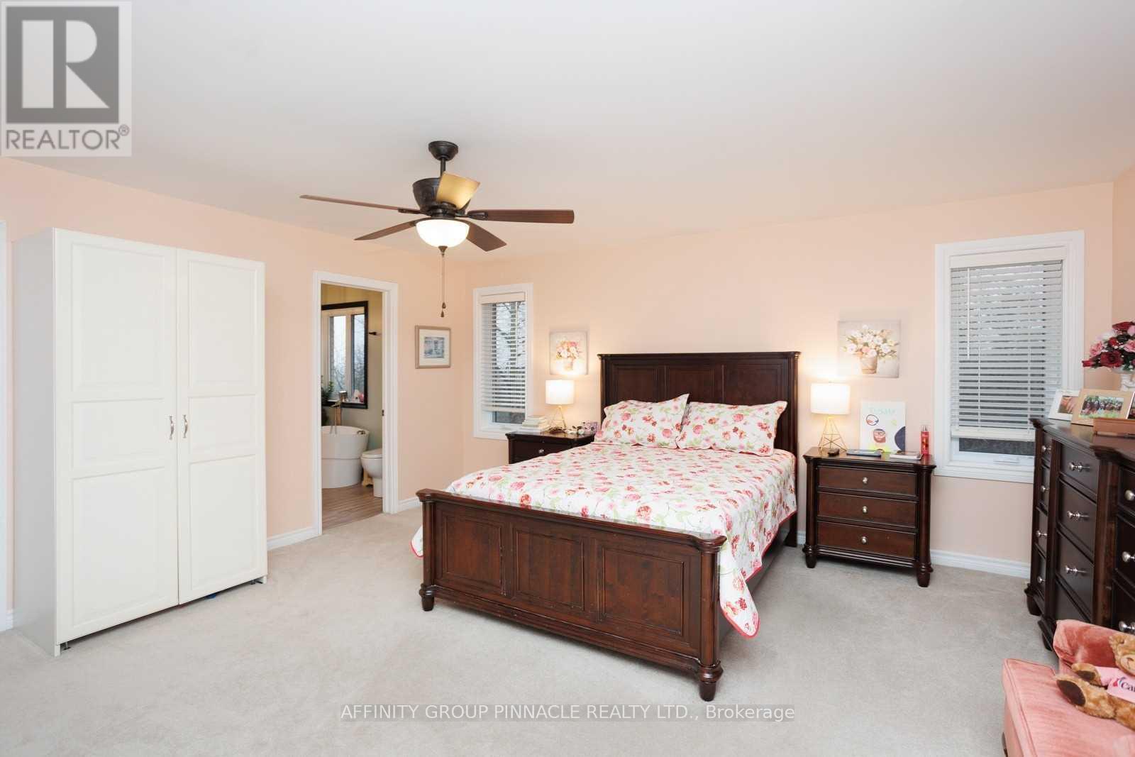 20 Ellis Crescent, Kawartha Lakes (Lindsay), Ontario  K9V 0A5 - Photo 16 - X12497748