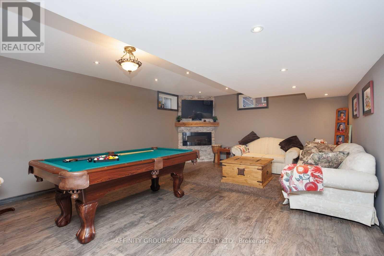 20 Ellis Crescent, Kawartha Lakes (Lindsay), Ontario  K9V 0A5 - Photo 24 - X12497748