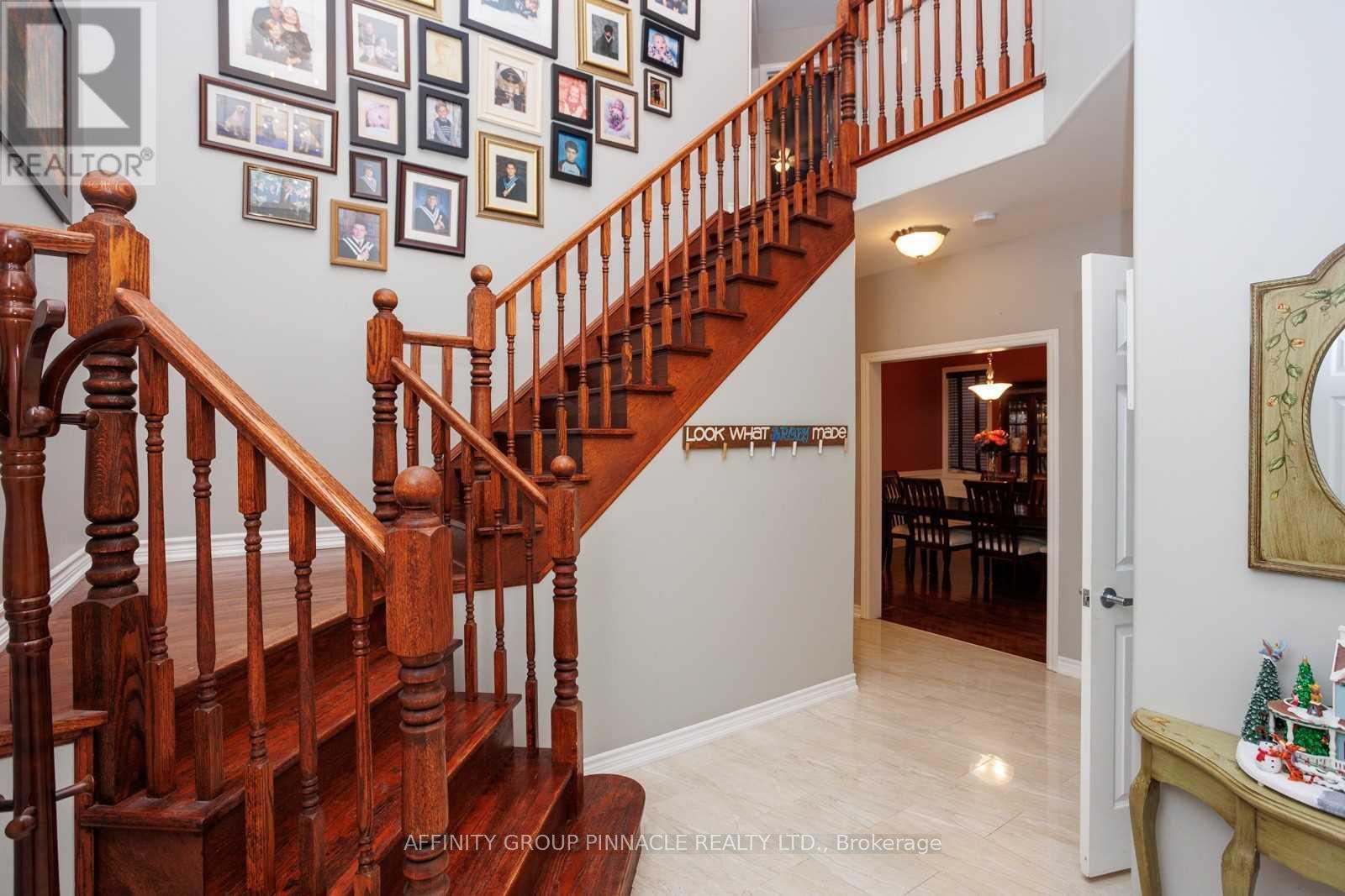 20 Ellis Crescent, Kawartha Lakes (Lindsay), Ontario  K9V 0A5 - Photo 7 - X12497748