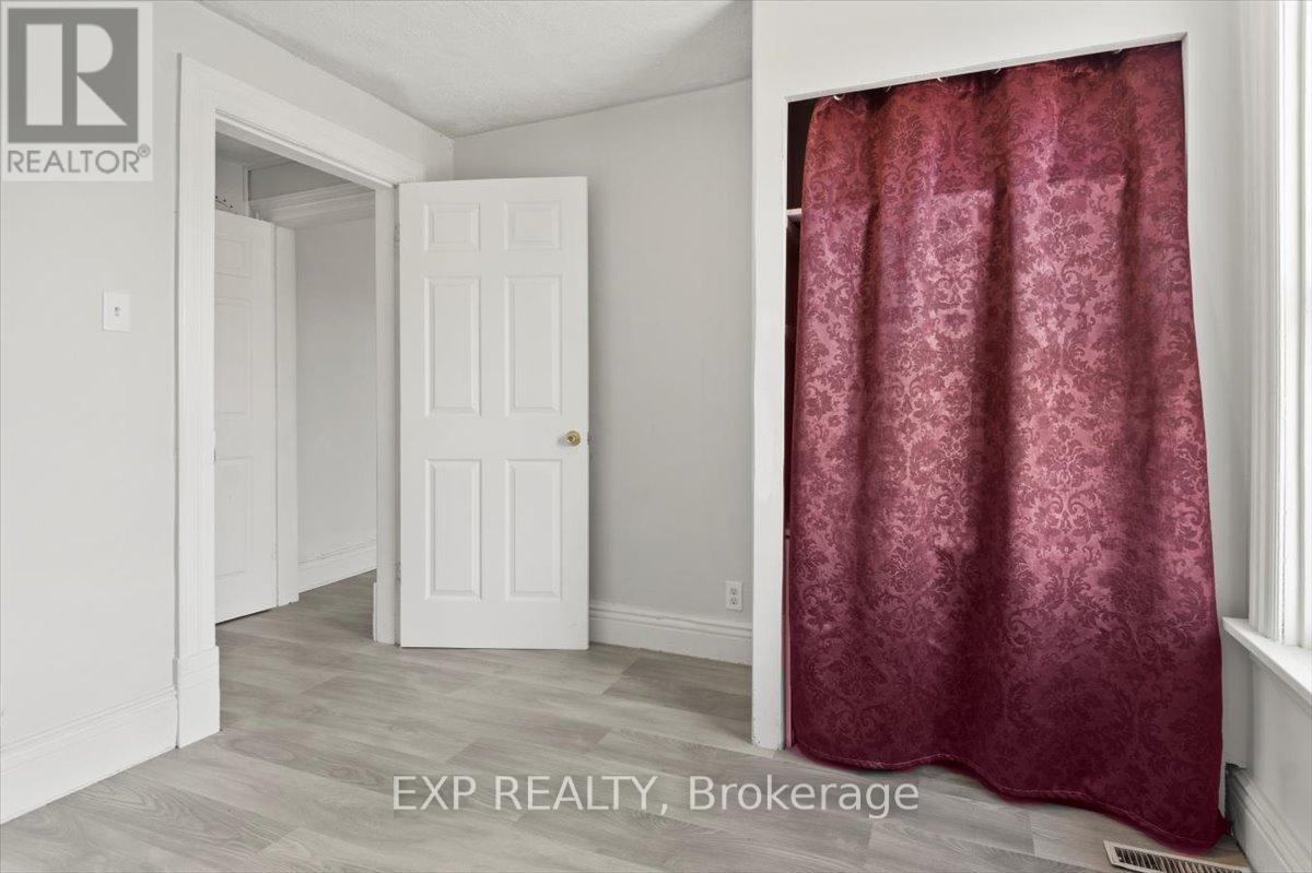 650 Armour Road, Peterborough, Ontario K9H 1Z4 - Photo 23 - X12497778