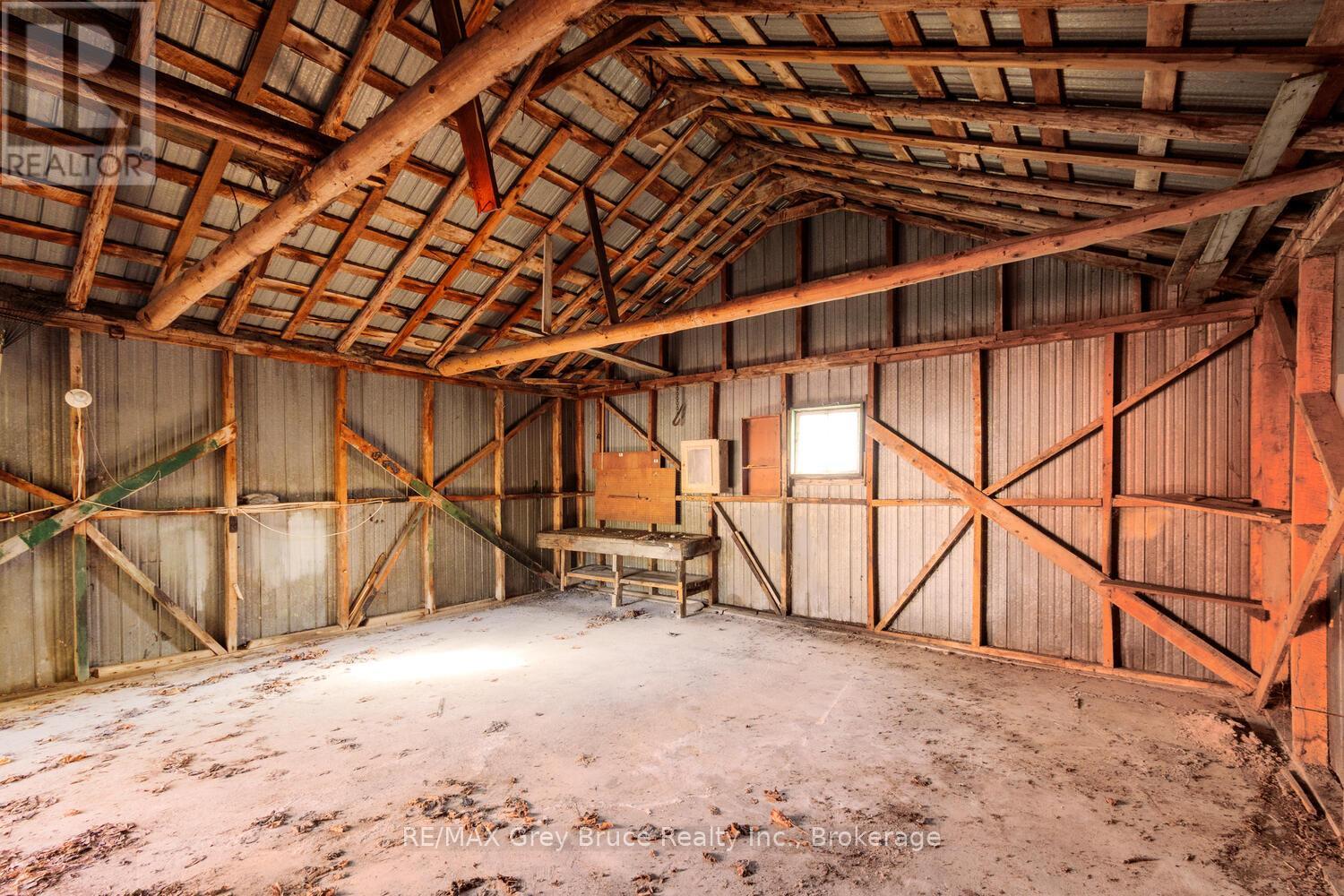 682 Gould Street, South Bruce Peninsula, Ontario  N0H 2T0 - Photo 23 - X12497344