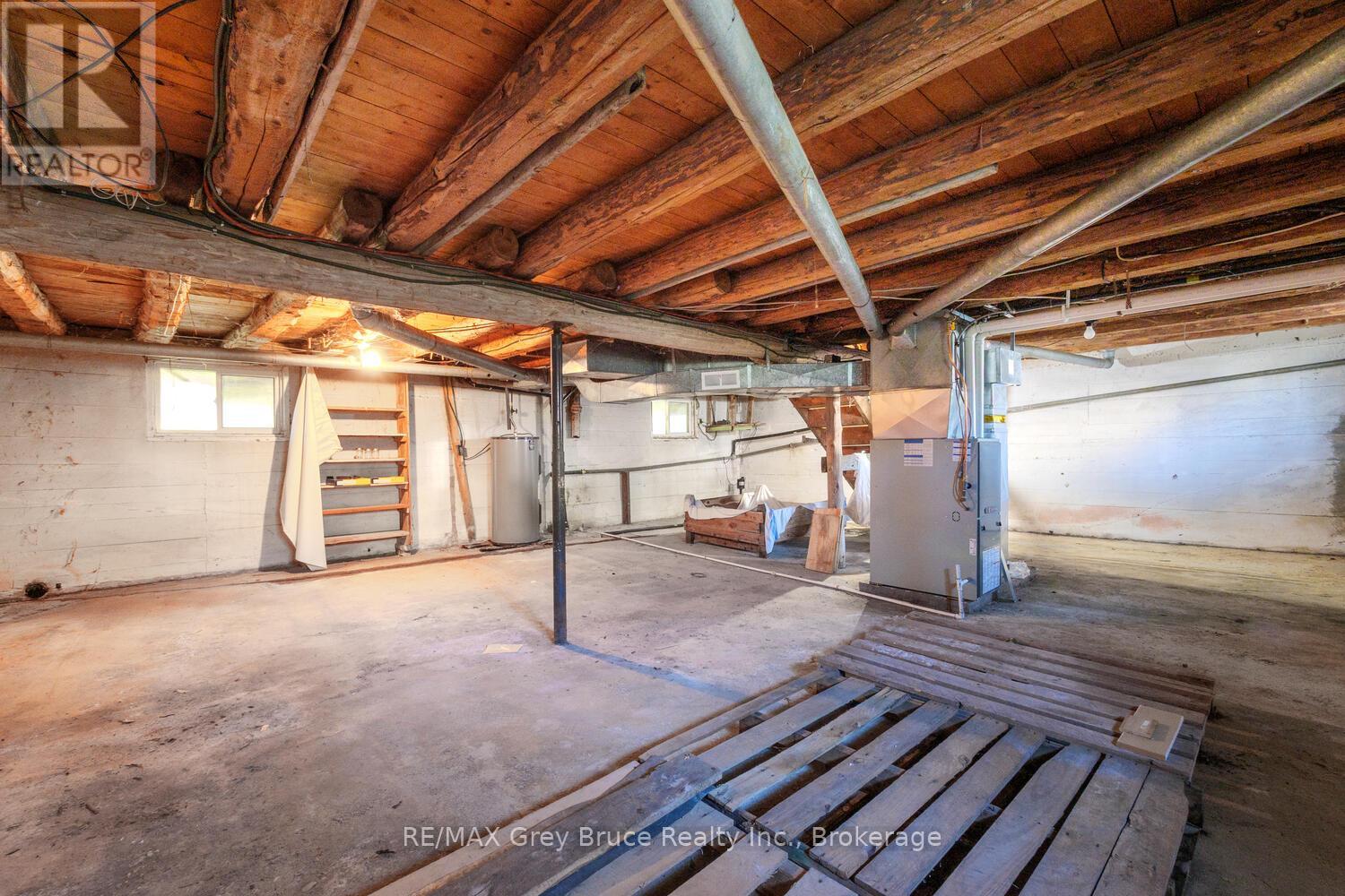 682 Gould Street, South Bruce Peninsula, Ontario  N0H 2T0 - Photo 33 - X12497344