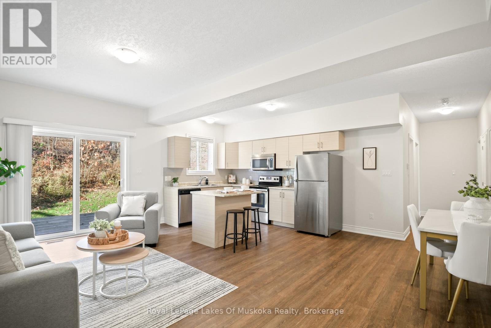 12 Macarthur Drive, Bracebridge, Ontario  P1L 0A8 - Photo 22 - X12497484