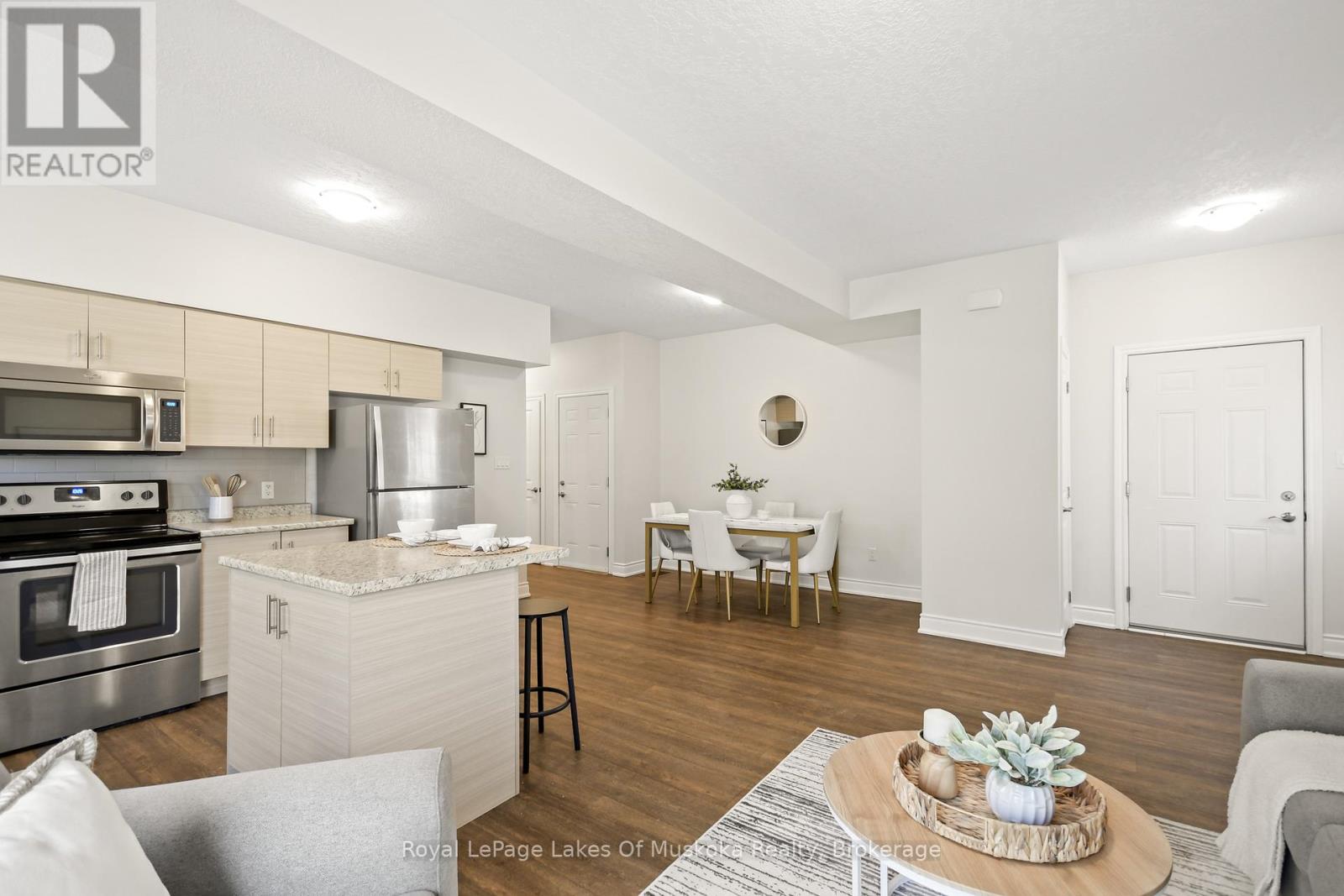 12 Macarthur Drive, Bracebridge, Ontario  P1L 0A8 - Photo 23 - X12497484