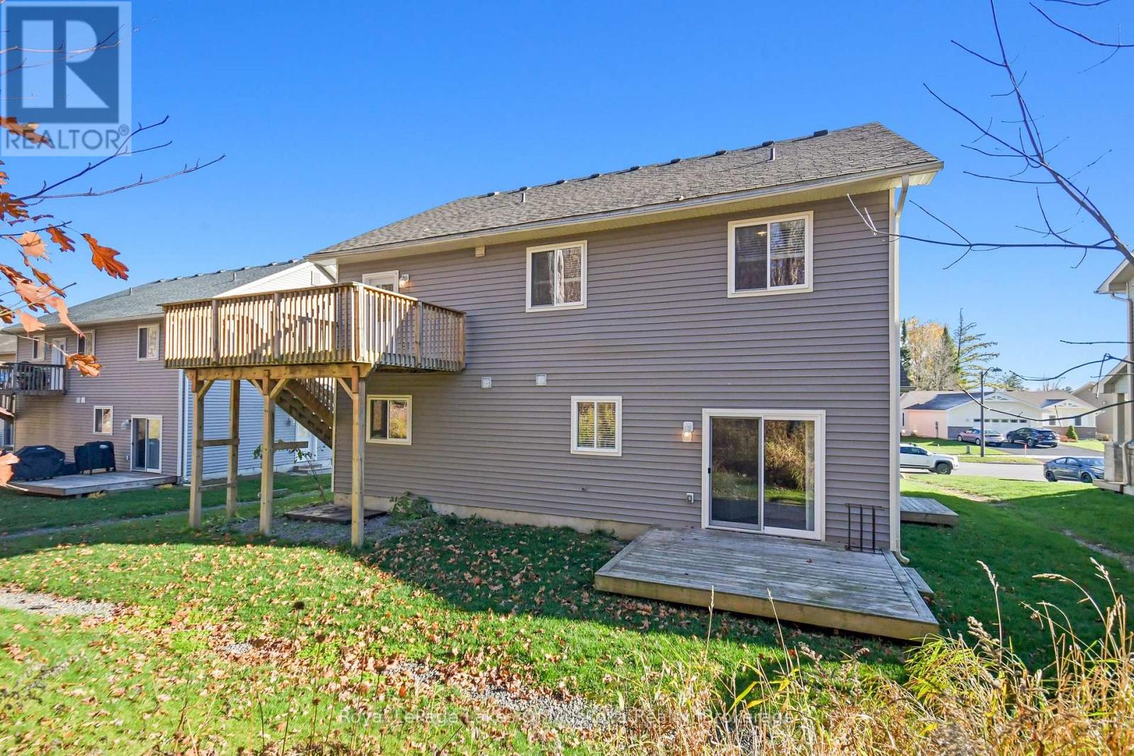 12 Macarthur Drive, Bracebridge, Ontario  P1L 0A8 - Photo 33 - X12497484