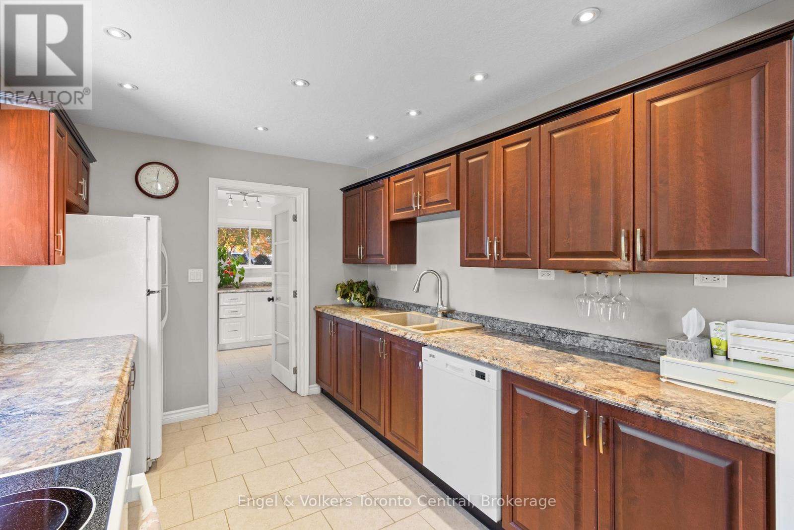 769 7th A Street E, Owen Sound, Ontario  N4K 1K6 - Photo 13 - X12497944