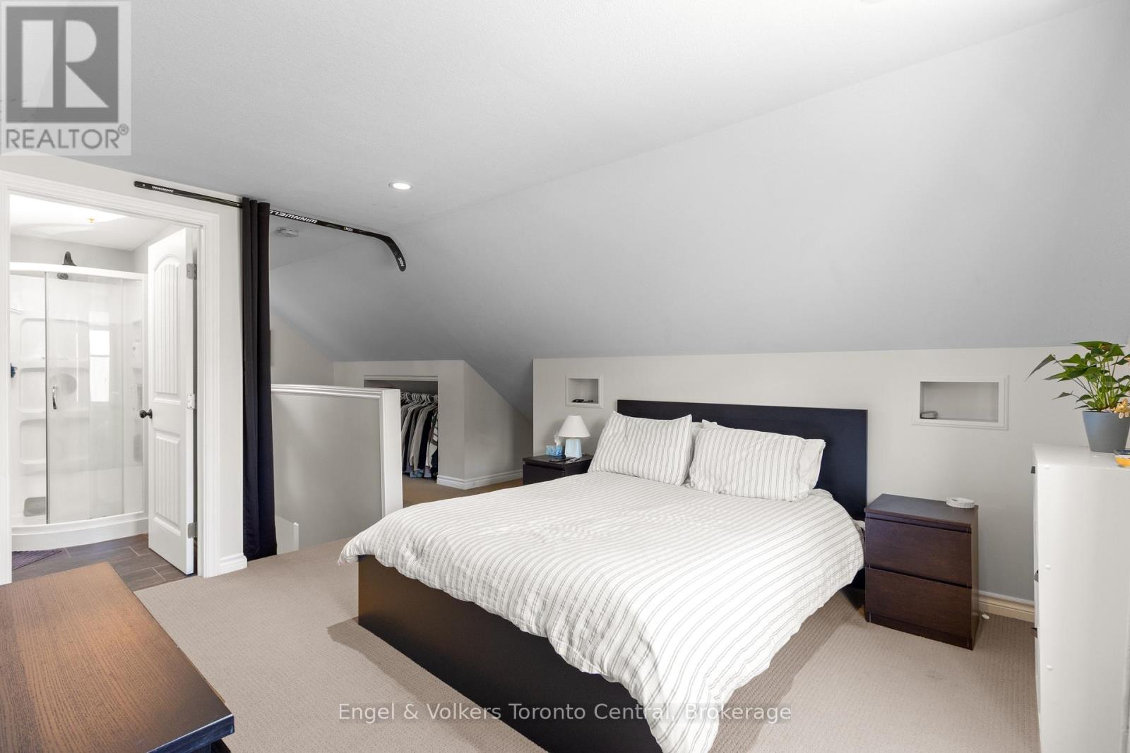 769 7th A Street E, Owen Sound, Ontario  N4K 1K6 - Photo 26 - X12497944