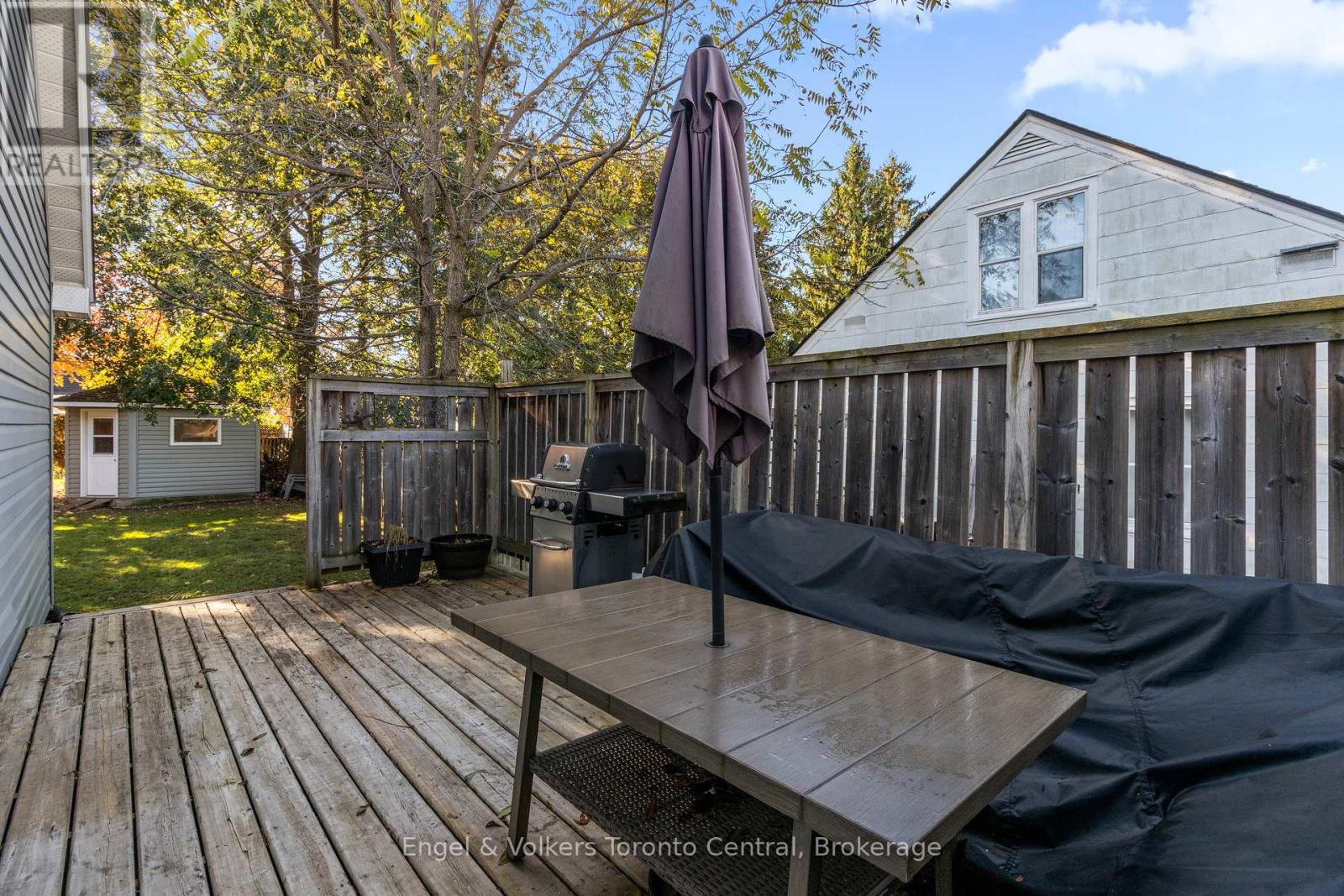 769 7th A Street E, Owen Sound, Ontario  N4K 1K6 - Photo 32 - X12497944