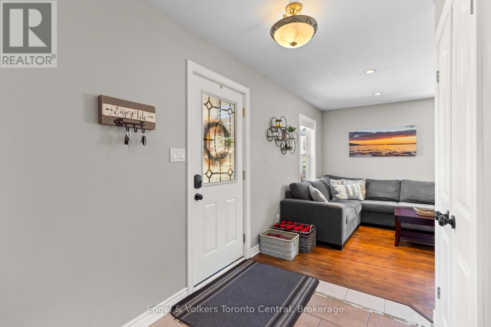 769 7th A Street E, Owen Sound, Ontario  N4K 1K6 - Photo 6 - X12497944