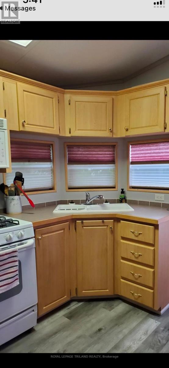 D36 - 4895 Lakeshore Road, Plympton-Wyoming, Ontario  N0N 1J6 - Photo 2 - X12497232