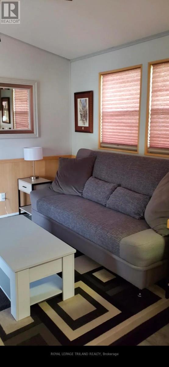 D36 - 4895 Lakeshore Road, Plympton-Wyoming, Ontario  N0N 1J6 - Photo 6 - X12497232